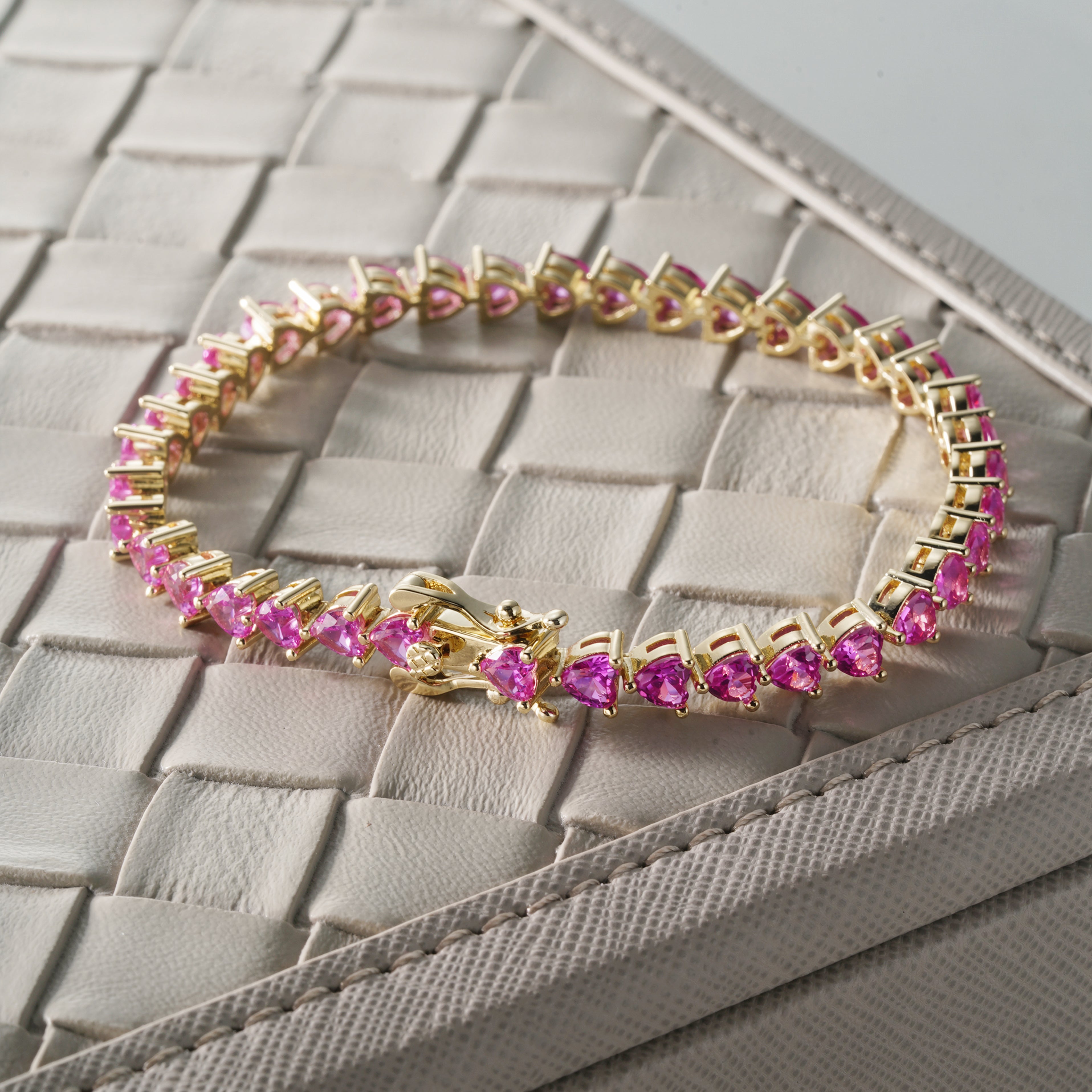 Ruby Heartligth Bracelet ✨