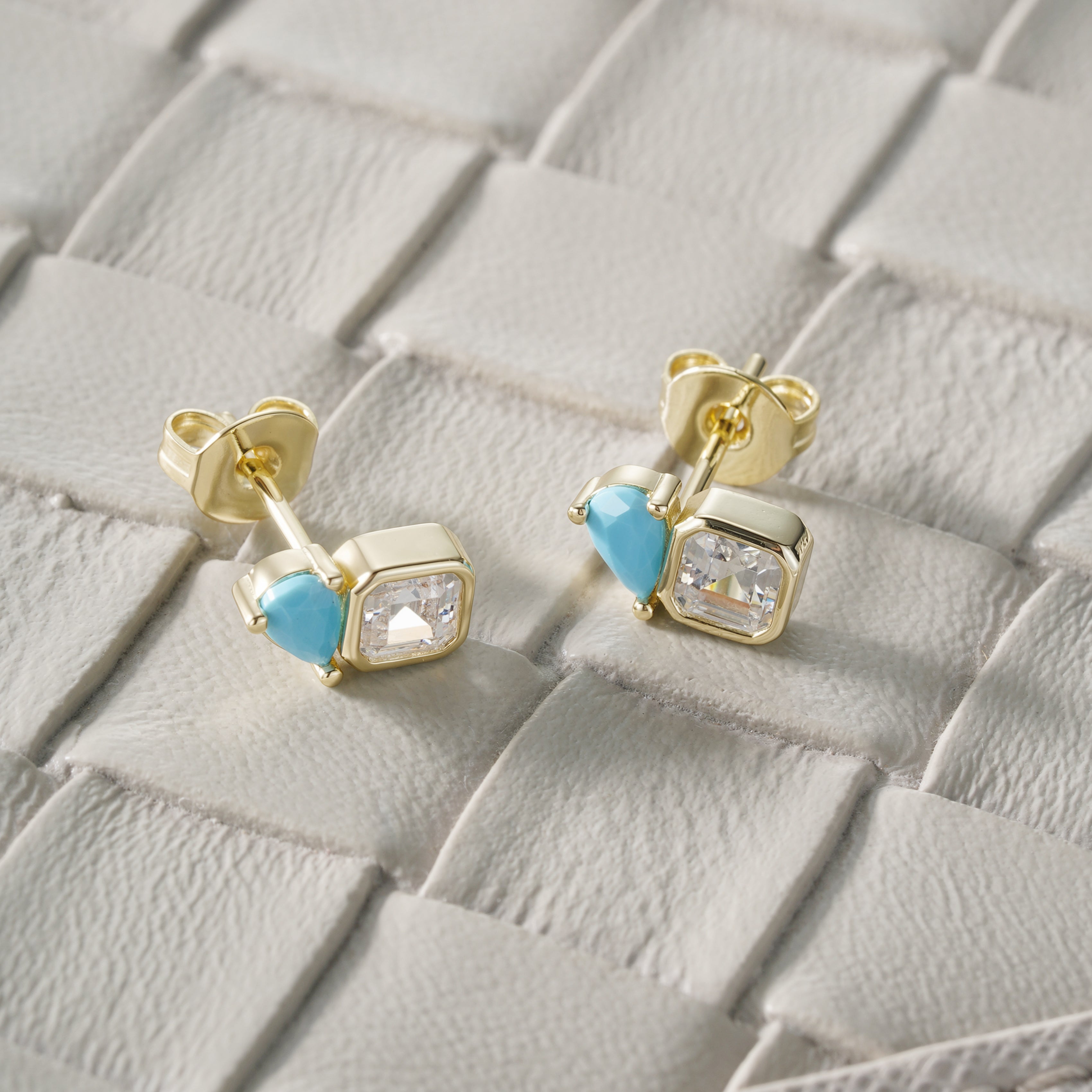 Turquoise Cala Studs ✨