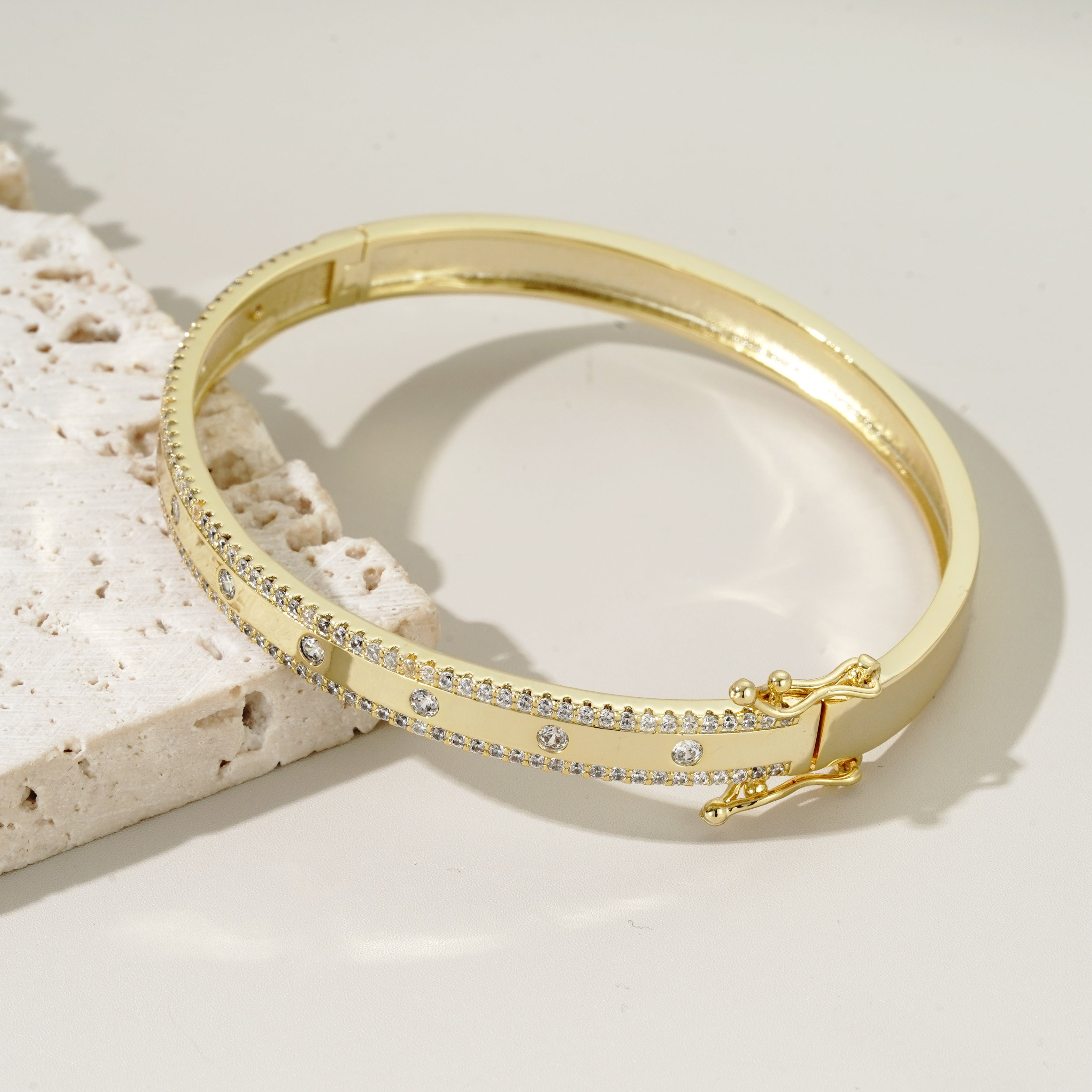 Aurelia Bangle ✨
