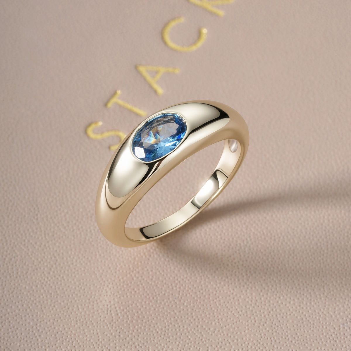 London Blue Signet Ring ✨